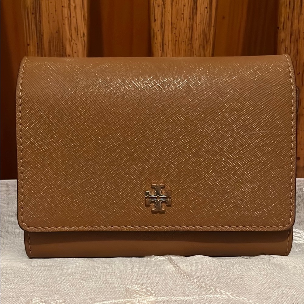 Tory Burch Tan and Gold Leather Wallet